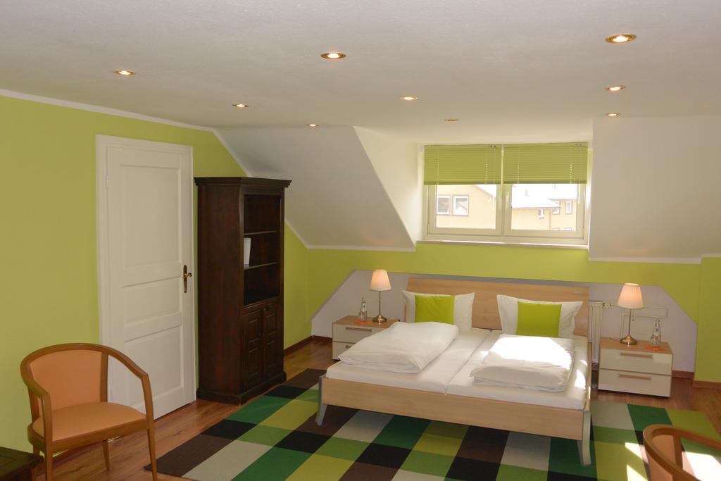 Hotel Schlee Hohenschaftlarn Bagian luar foto
