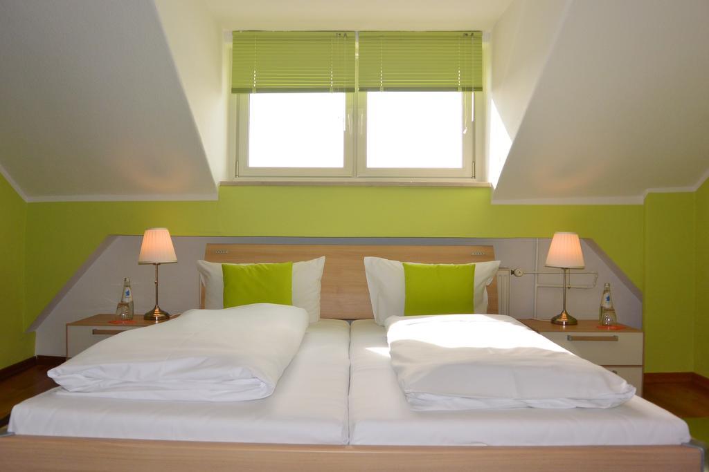 Hotel Schlee Hohenschaftlarn Bagian luar foto